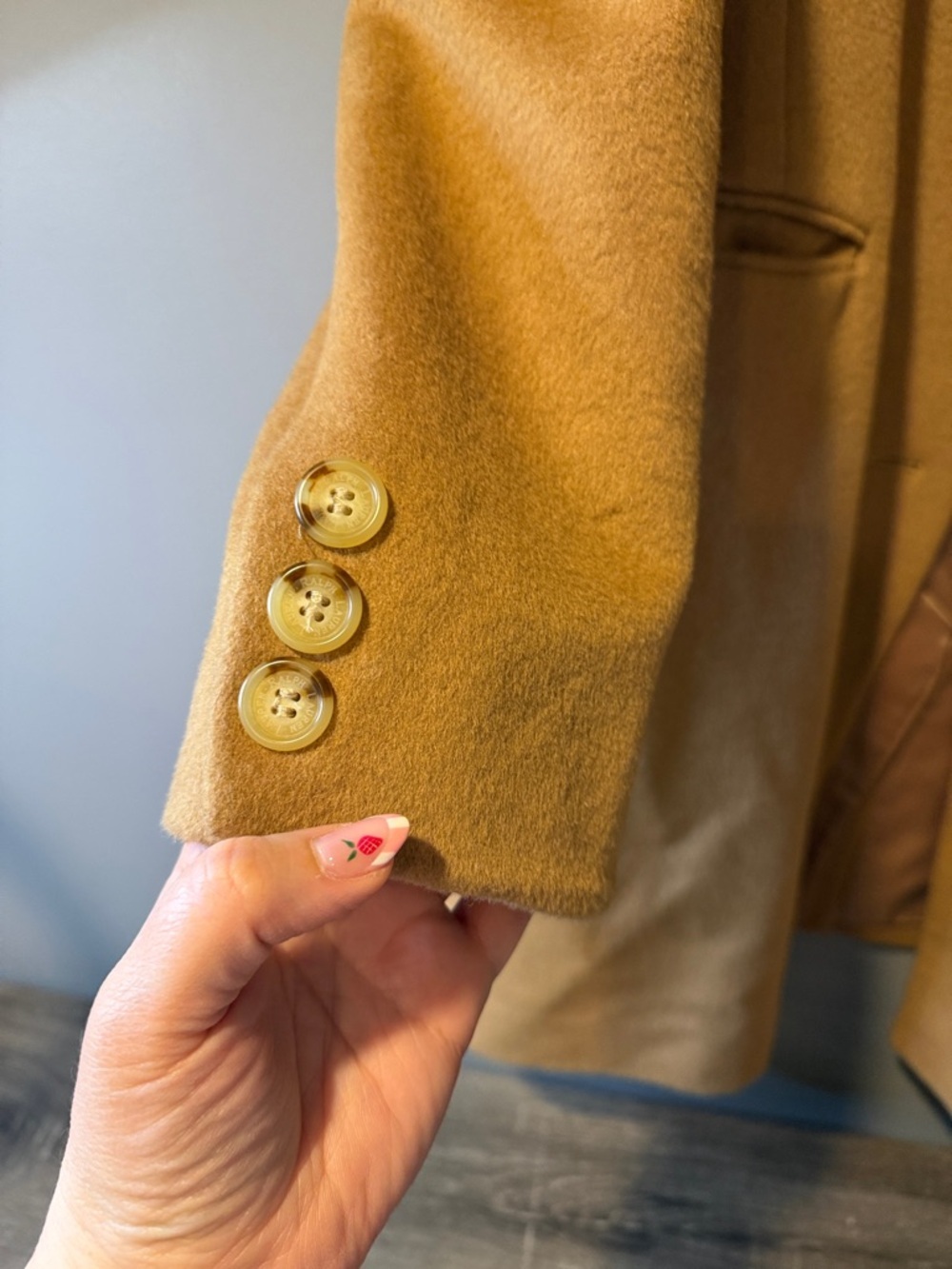 Classic Women’s Camel Wool-Blend Overcoat - Picture 4 of 8